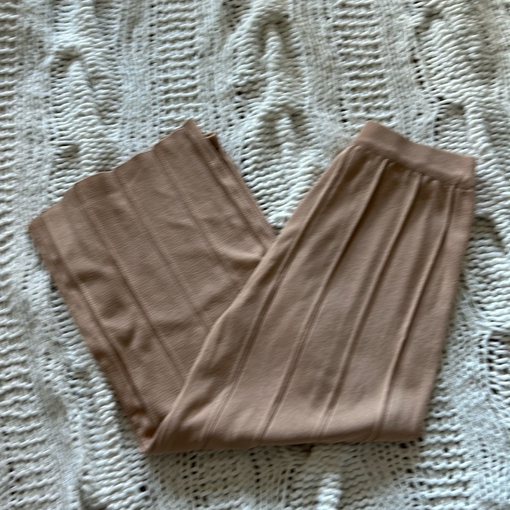High waisted wide legged lounge pants (M)